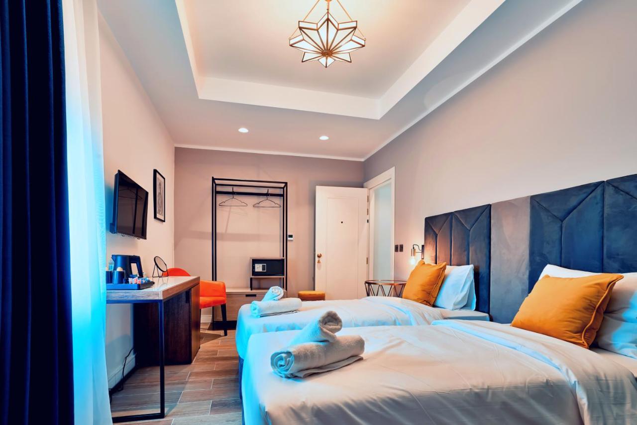 Cinematique Hotel Mosta Luaran gambar