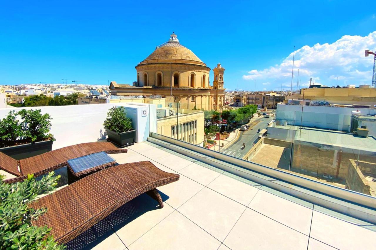 Cinematique Hotel Mosta Luaran gambar